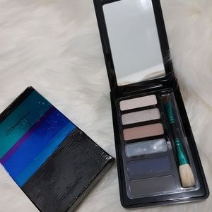 Authentic MAC eyeshadow pallet